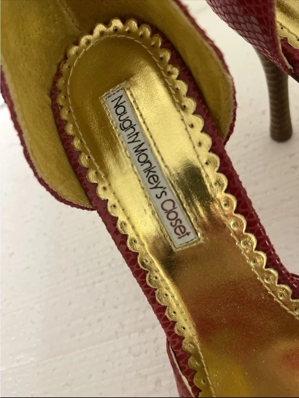 NEW Naughty Monkey Pink Leather D’Orsay Style Snake Embossed High Heels size 8